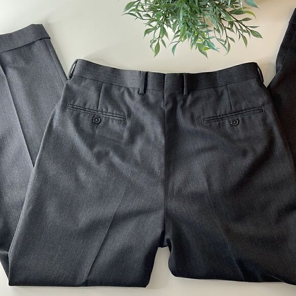 Joseph & Feiss International poly/wool blend dress pants.  Size 35x32. - Picture 3 of 7